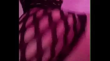 play सेक्सी लड़की चिढ़ाती है और स्तन पर camwhore.online . से पता चलता है