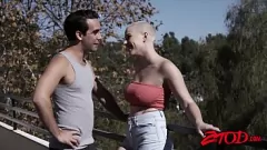 Reproducir Big Dick se encuentra con el culo perfecto de Riley Nixon: una follada anal dura y rápida