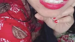 Riproduci La prima volta di Young Teen: il video di casa passionale della coppia indiana romantica