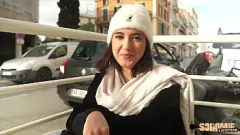 Afspelen Hete Franse brunette Lena Coxx in wild anaal drietal