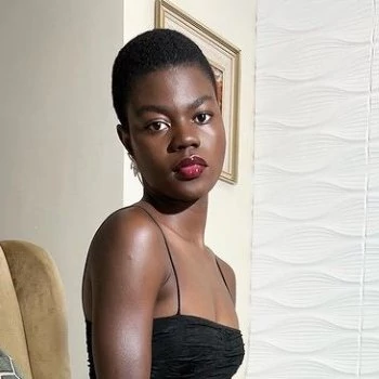 Pornostar Daisy_melanin