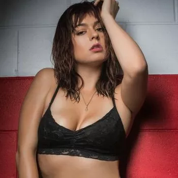 Pornstar Nova Cane