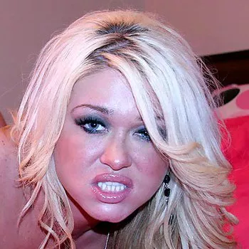 Pornstar Cayden Moore