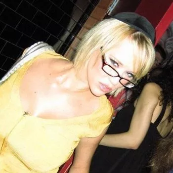 Pornostar Carly Parker